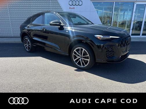 BLACK 2026 Audi Q5 Sportback Premium Plus TFSI quattro S tronic