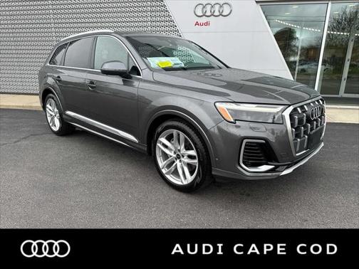 2025 Audi Q7 55 Premium Plus