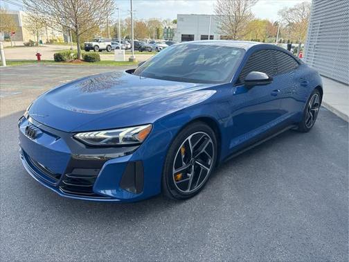 2024 Audi RS e-tron GT quattro