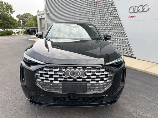 2025 Audi Q5 Premium Plus