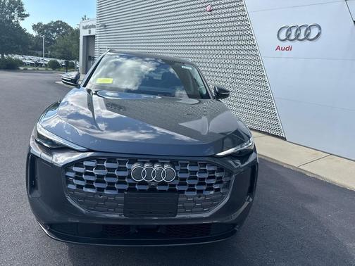 2025 Audi Q5 Premium Plus