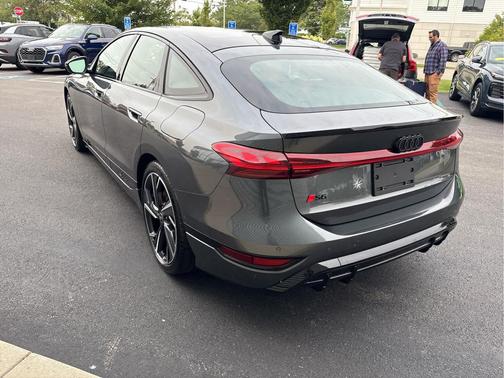 2025 Audi S6 e-tron Prestige