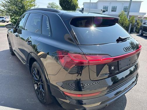 2023 Audi e-tron Premiumwe