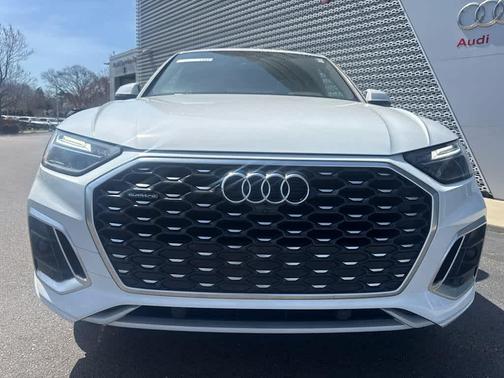 Glacier White Metallic 2023 Audi Q5 45 S line Premium Plus