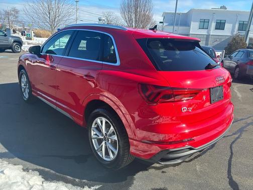 2023 Audi Q3 Premium 45 TFSI S line quattro Tiptronic