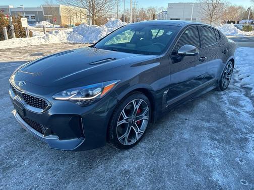 2019 Kia Stinger GT2