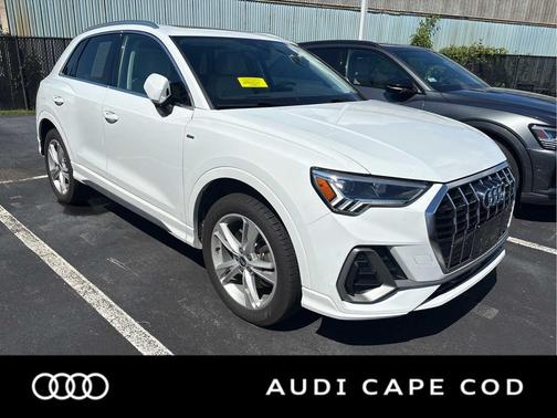 2022 Audi Q3 45 S line Premium Plus