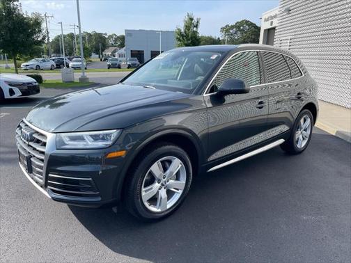 2018 Audi Q5 2.0T Premium Plus