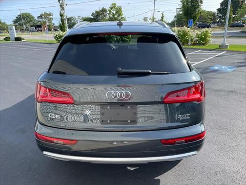 2018 Audi Q5 2.0T Premium Plus