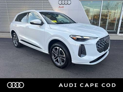 2025 Audi Q5 Premium TFSI quattro S tronic