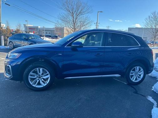 2023 Audi Q5 45 S line Premium