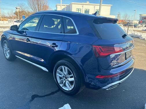 2023 Audi Q5 45 S line Premium
