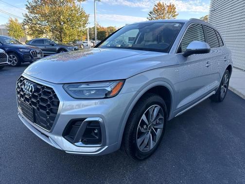 2025 Audi Q5 45 S line Premium Plus