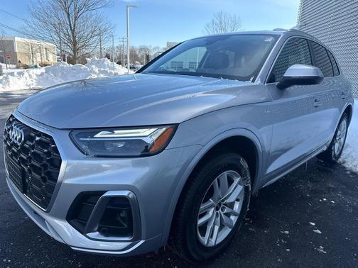 2023 Audi Q5 45 S line Premium