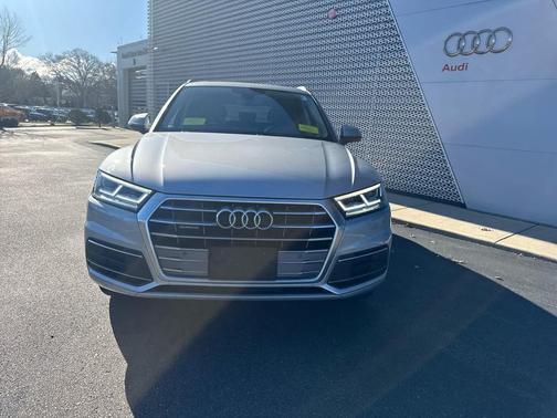 2020 Audi Q5 45 Premium Plus