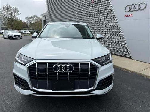2023 Audi Q7 55 Premium Plus