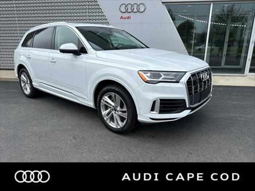 2023 Audi Q7 55 Premium Plus