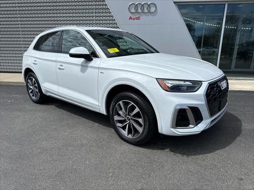 2024 Audi Q5 45 S line Premium Plus