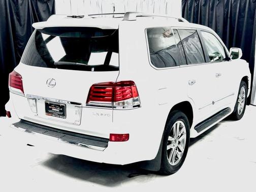 2013 Lexus LX 570 Base