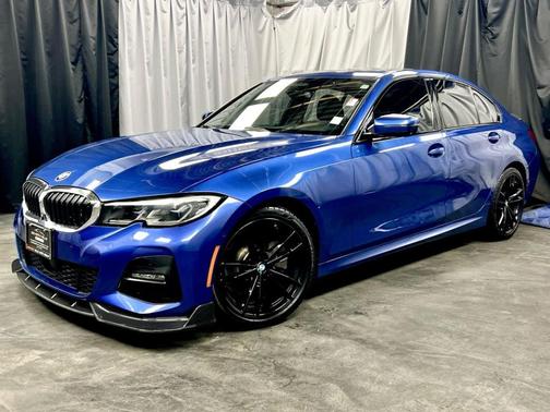 2019 BMW 330 i xDrive