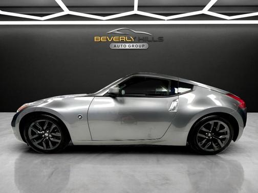 2017 Nissan 370Z Touring