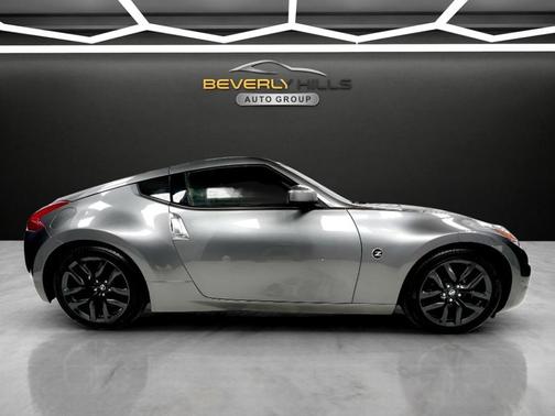 2017 Nissan 370Z Touring
