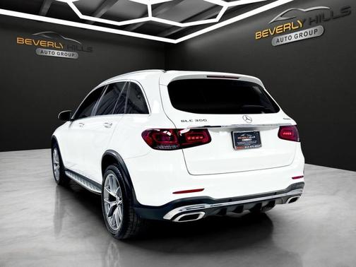 White 2020 Mercedes-Benz GLC 300 Base 4MATIC