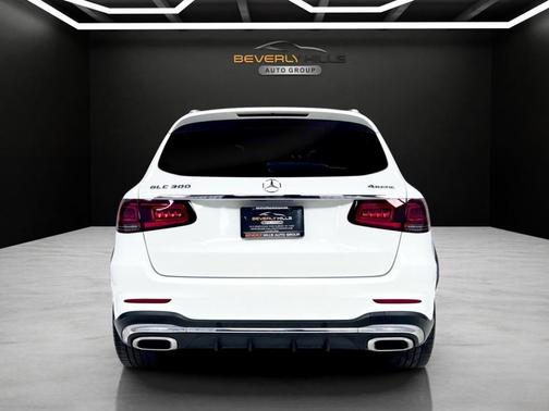 White 2020 Mercedes-Benz GLC 300 Base 4MATIC