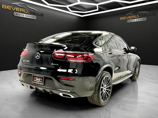 2023 Mercedes-Benz GLC 300 4MATIC Coupe
