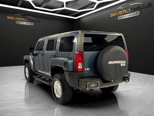 2006 Hummer H3 Base