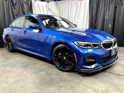 2019 BMW 330 i xDrive