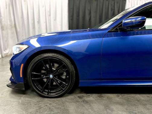 2021 BMW 330 i xDrive