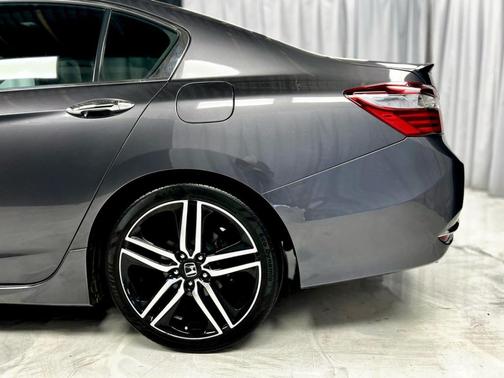 2017 Honda Accord Sport SE