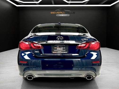 2019 INFINITI Q70 3.7X LUXE