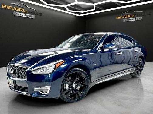 2017 INFINITI Q70L 3.7X