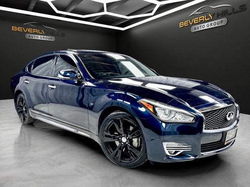 2017 INFINITI Q70L 3.7X