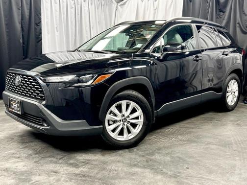 2022 Toyota Corolla Cross LE