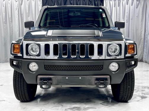 2006 Hummer H3 Base
