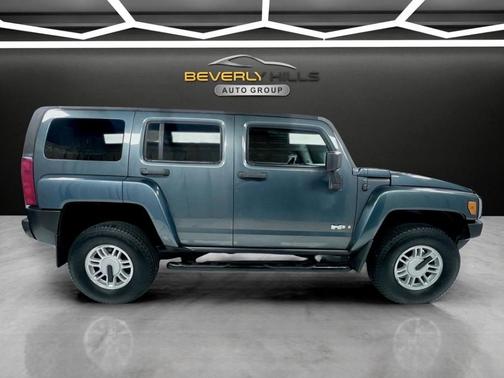 Blue 2006 Hummer H3