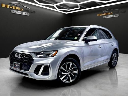 Florett Silver Metallic 2022 Audi Q5 45 S line quattro Premium