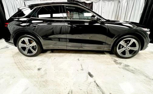 2023 Genesis GV70 2.5T