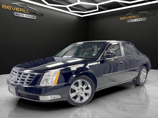 2011 Cadillac DTS Platinum Collection