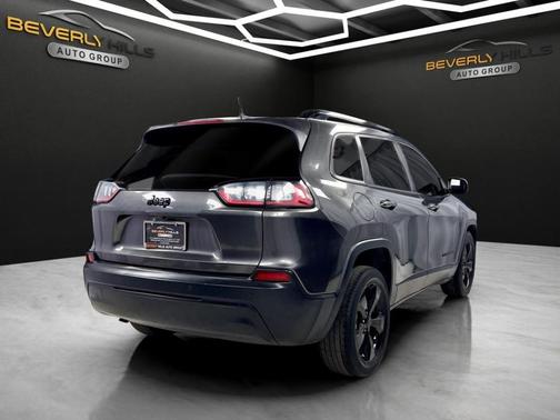 Gray 2020 Jeep Cherokee Latitude Plus