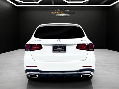White 2021 Mercedes-Benz GLC 300 Base 4MATIC