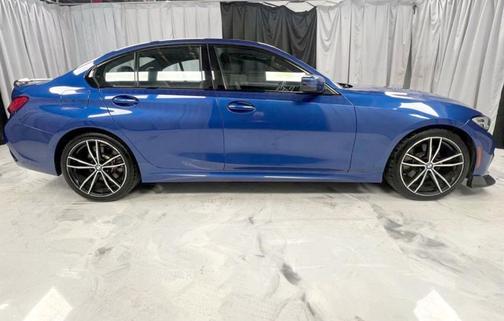 2019 BMW 330 i xDrive