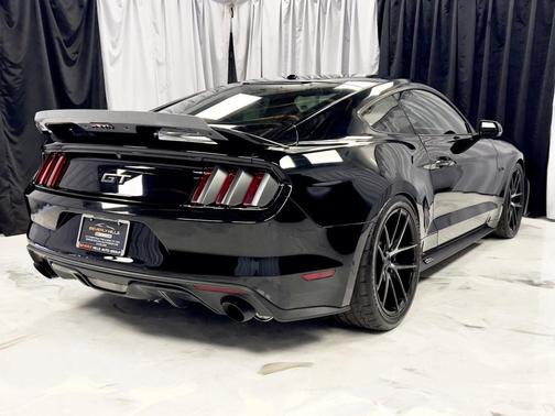 2017 Ford Mustang GT