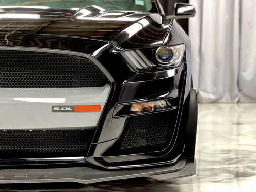 2017 Ford Mustang GT