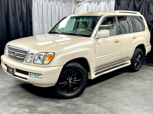 2005 Lexus LX 470 Base (A5)