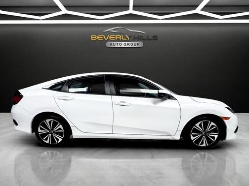 White 2016 Honda Civic EX-L