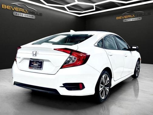 White 2016 Honda Civic EX-L